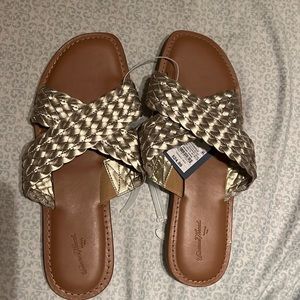 NWT Gold Sandals